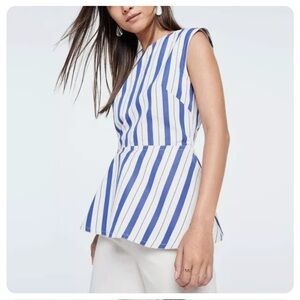 Sofie D’Hoore Benedict Top